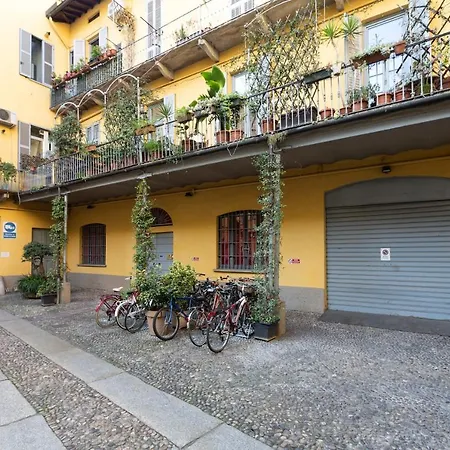 アパート Porta Ticinese - 550 M Far From Darsena! ミラノ